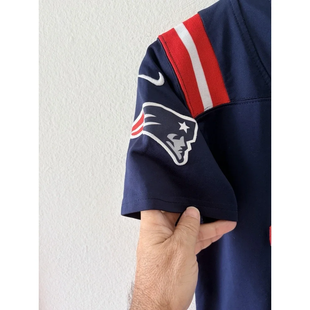 Men's Nike New England Patriots Mac Jones #10 Jersey Navy Blue Size M SKU 859